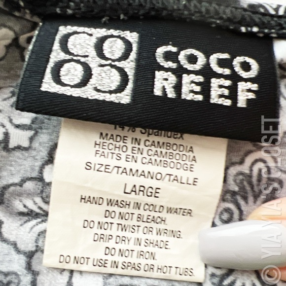 COCO REEF LG Brief-Style Bikini Bottoms Geo Print, Women's Swimwear Separates - Picture 7 of 13
